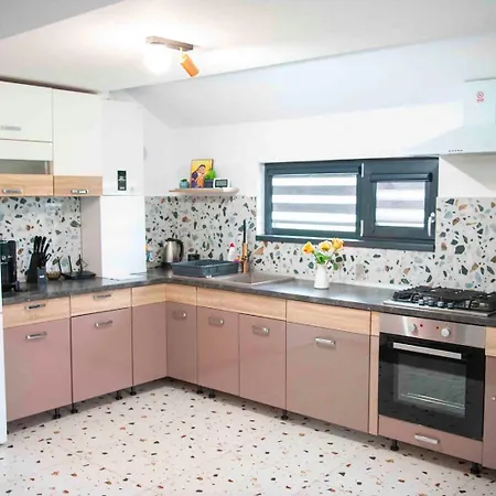 La Coti Holiday home Tarlungeni